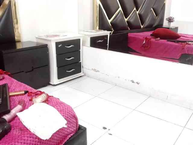 AprilyCrystal webcam