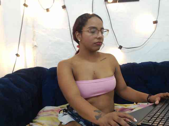 AprilyCrystal