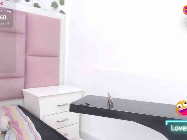 AprilyCrystal webcam