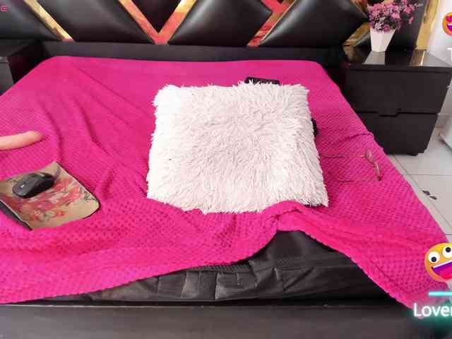AprilyCrystal webcam
