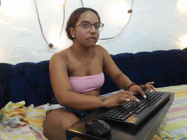 AprilyCrystal