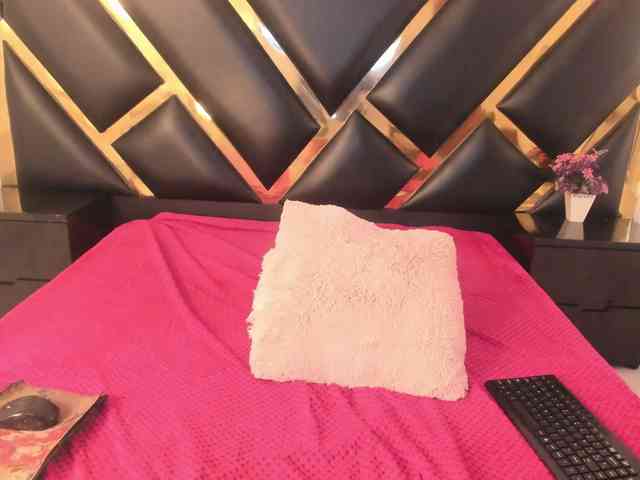 AprilyCrystal webcam