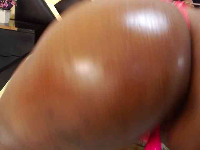 AprilyCrystal webcam