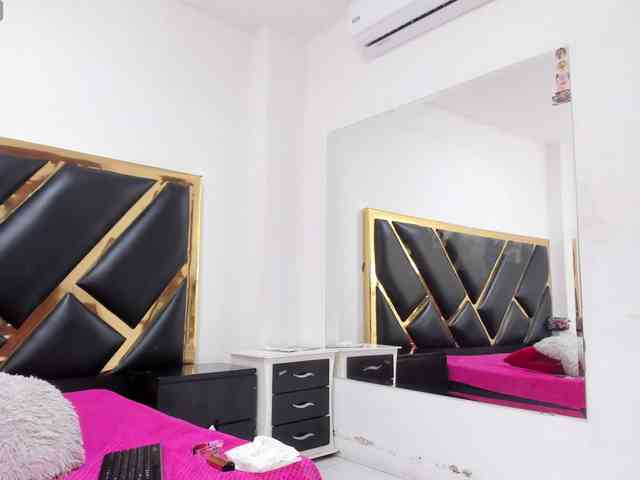 AprilyCrystal webcam