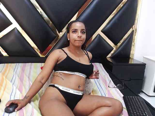 AprilyCrystal