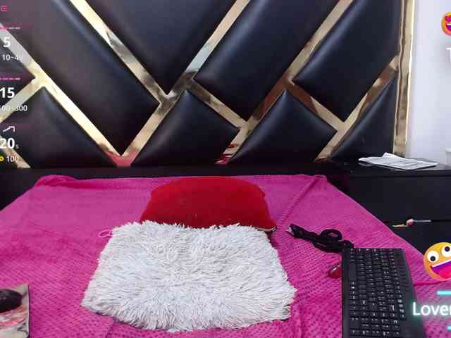 AprilyCrystal webcam