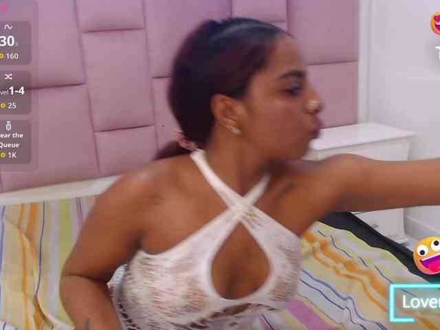 AprilyCrystal webcam