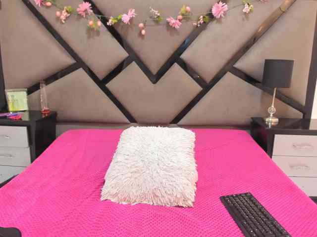 AprilyCrystal