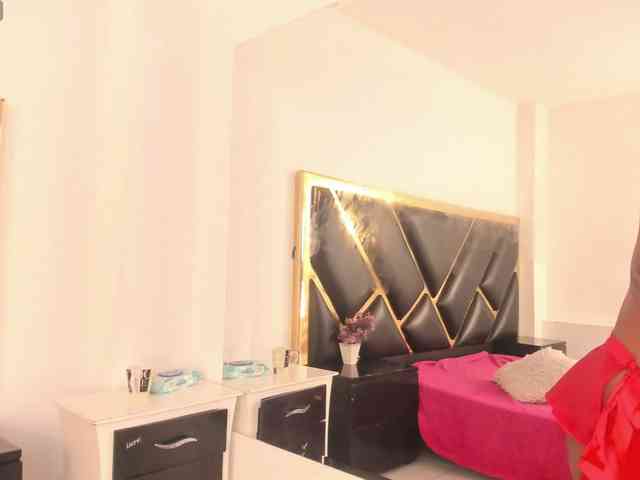 AprilyCrystal webcam