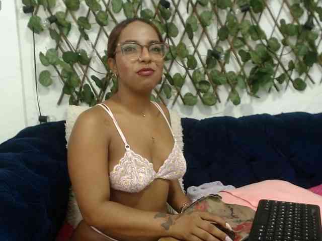 AprilyCrystal