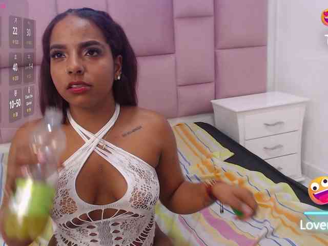 AprilyCrystal webcam
