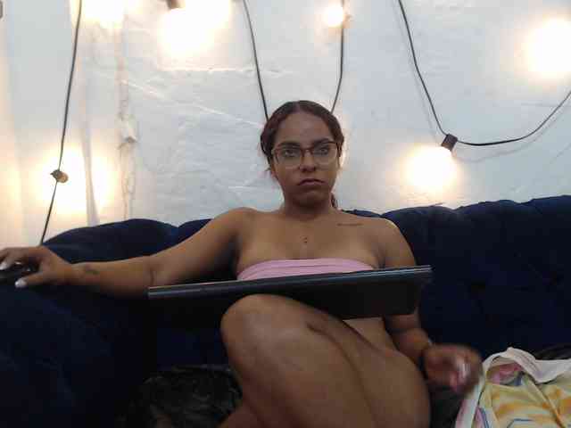 AprilyCrystal