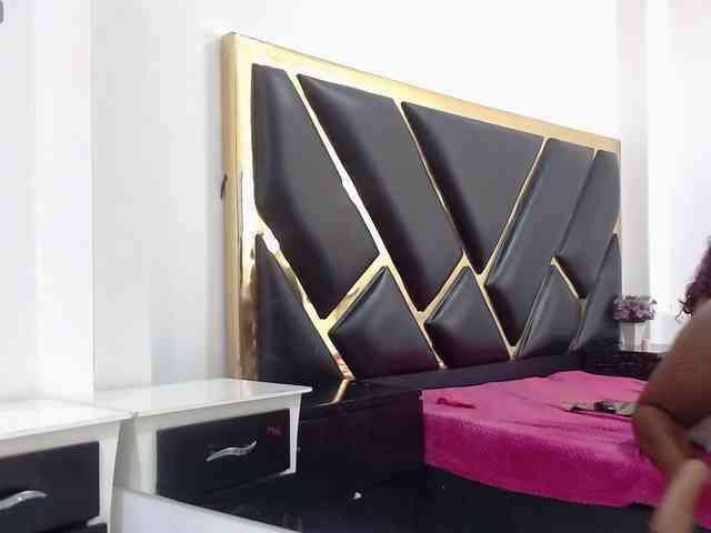 AprilyCrystal webcam