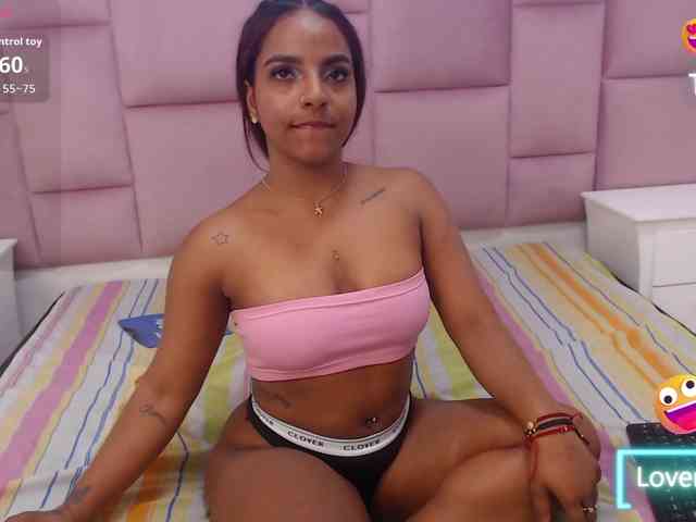 AprilyCrystal webcam