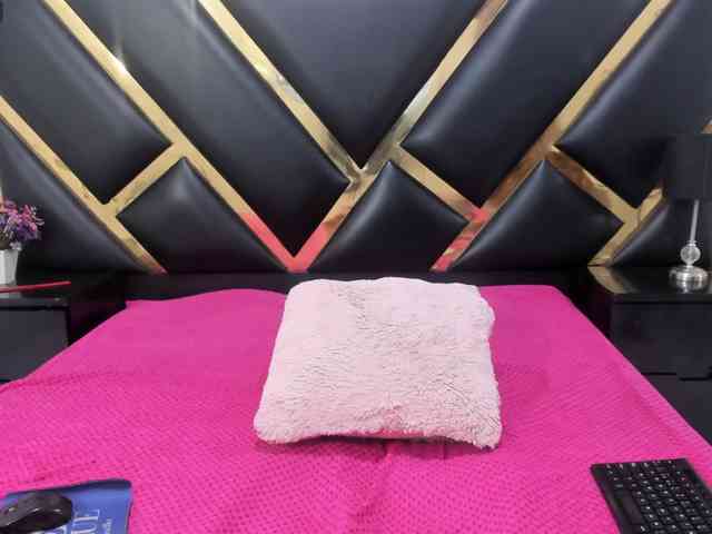 AprilyCrystal webcam