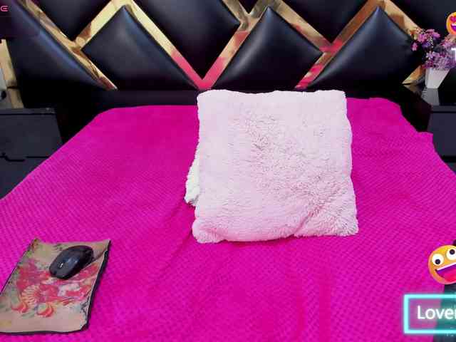 AprilyCrystal webcam