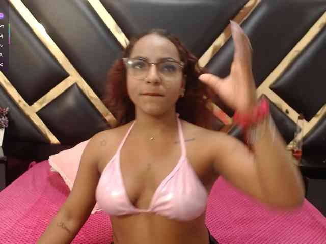 AprilyCrystal webcam