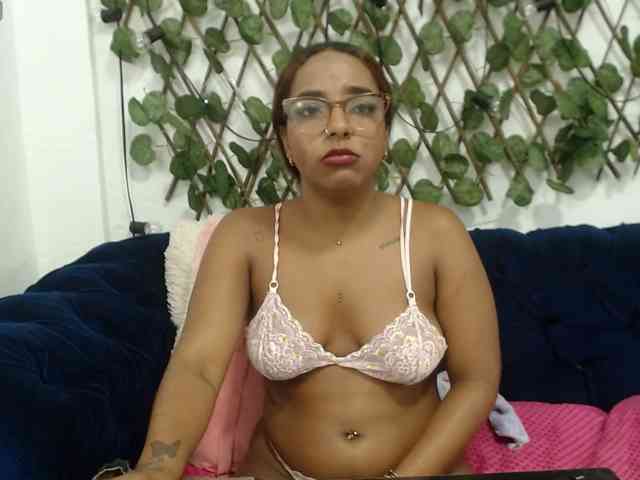 AprilyCrystal