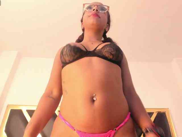 AprilyCrystal webcam