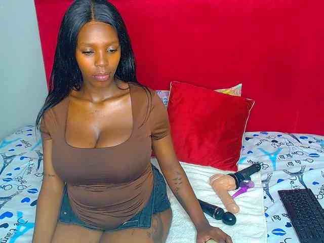 MICHELLENEW24 webcam