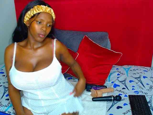 MICHELLENEW24 webcam