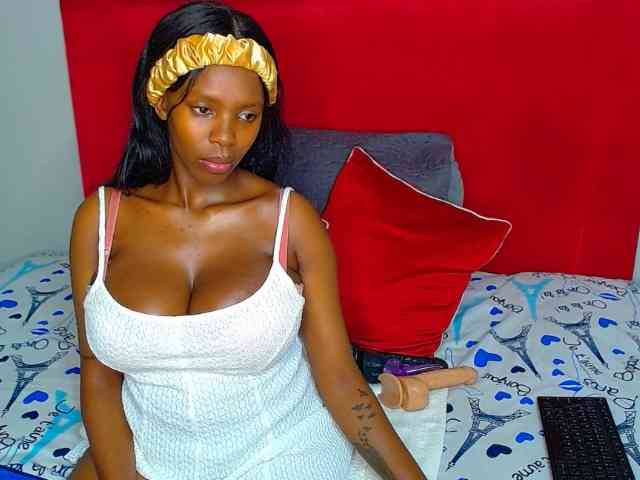 MICHELLENEW24 webcam