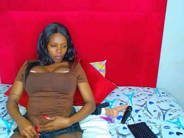 MICHELLENEW24 webcam
