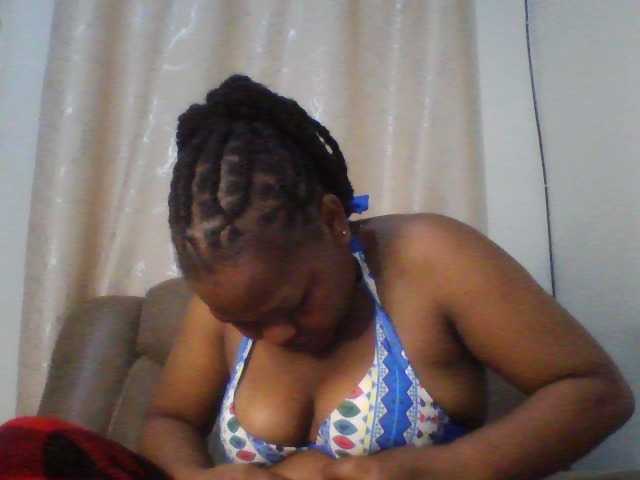 mysticmoments live cam on BongaCams