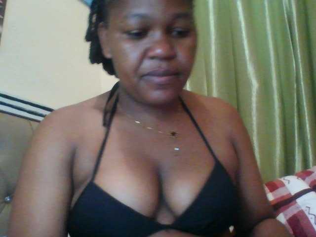 mysticmoments live cam on BongaCams