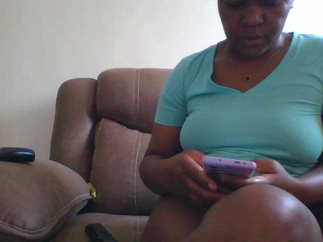Mysticmoments, 21 y/o - Live Cam on BongaCams