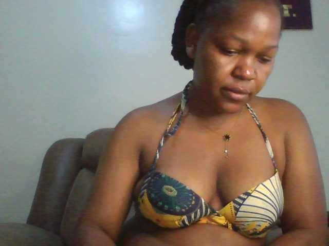 mysticmoments live cam on BongaCams