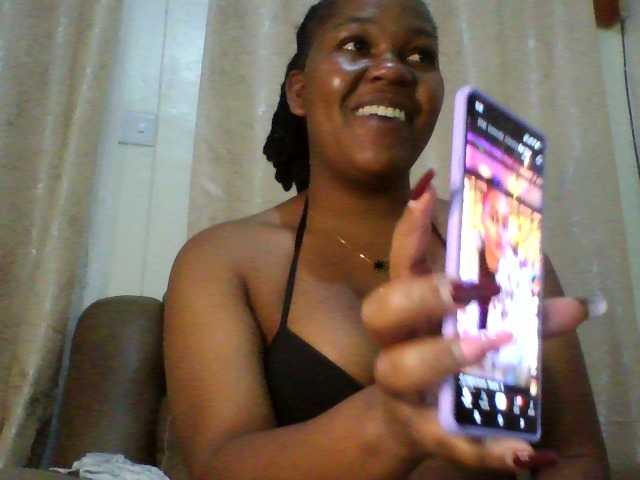 mysticmoments live cam on BongaCams