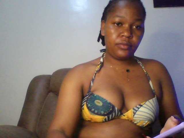 mysticmoments live cam on BongaCams