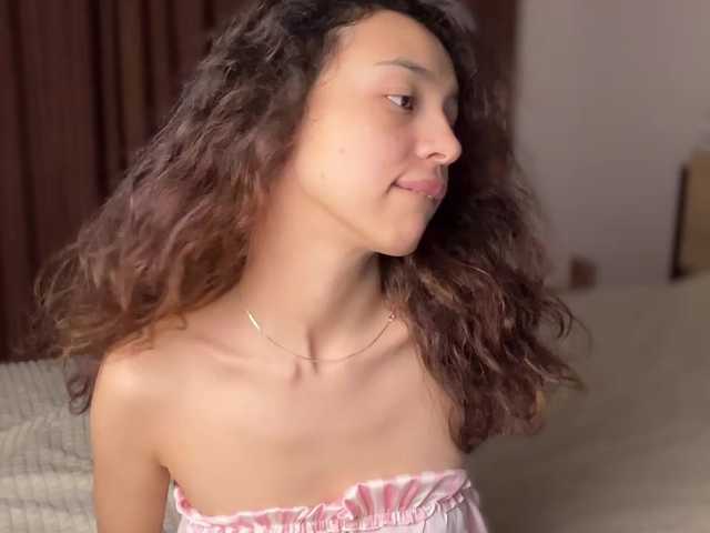 Meangell live cam on BongaCams
