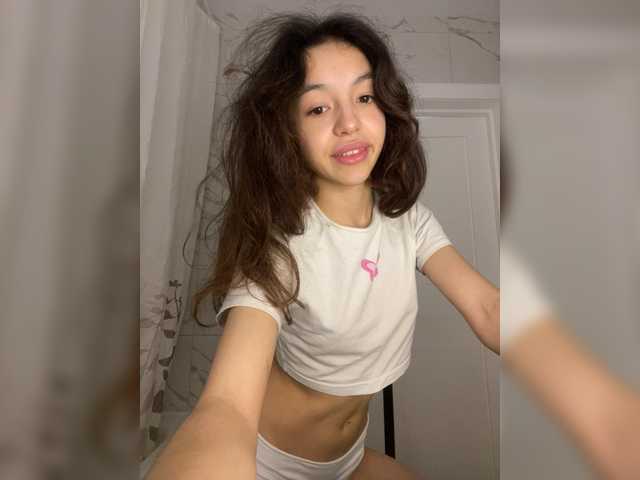 Meangell live cam on BongaCams