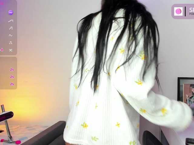Kaylanee live cam on BongaCams