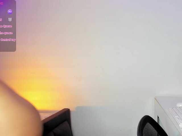Kaylanee live cam on BongaCams