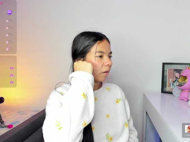 Kaylanee live cam on BongaCams