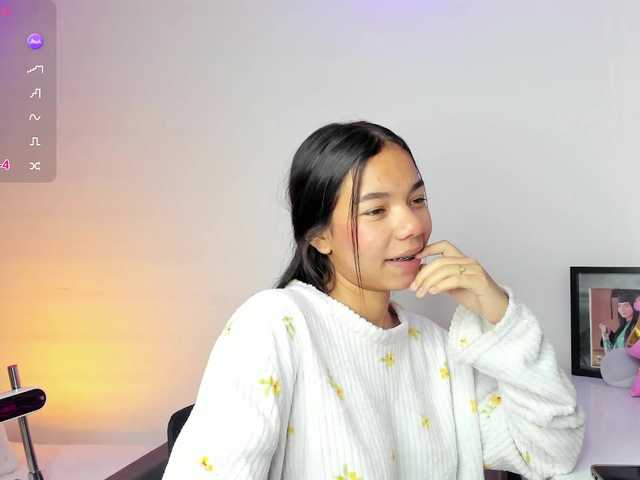 Kaylanee live cam on BongaCams