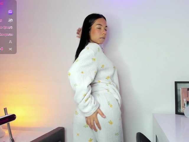 Kaylanee live cam on BongaCams