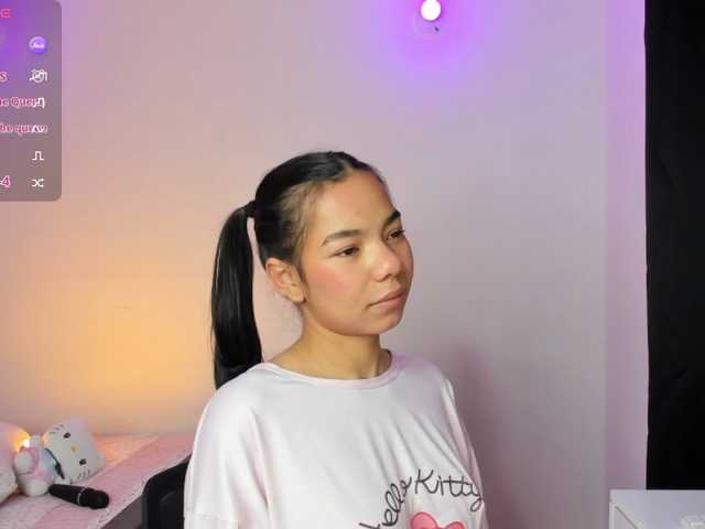Kaylanee live cam on BongaCams