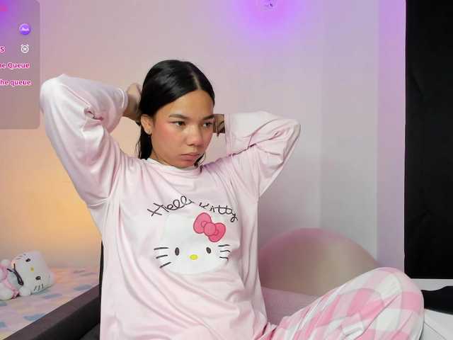 Kaylanee live cam on BongaCams