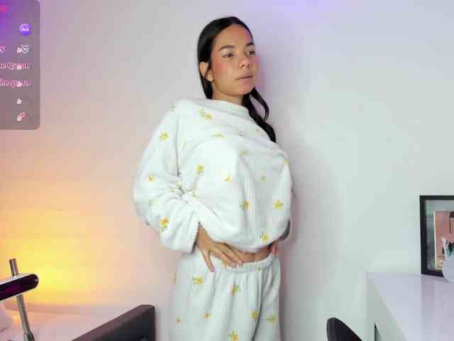 Kaylanee Live Webcam on BongaCams