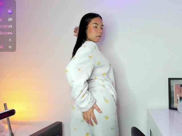 Kaylanee Live Webcam on BongaCams