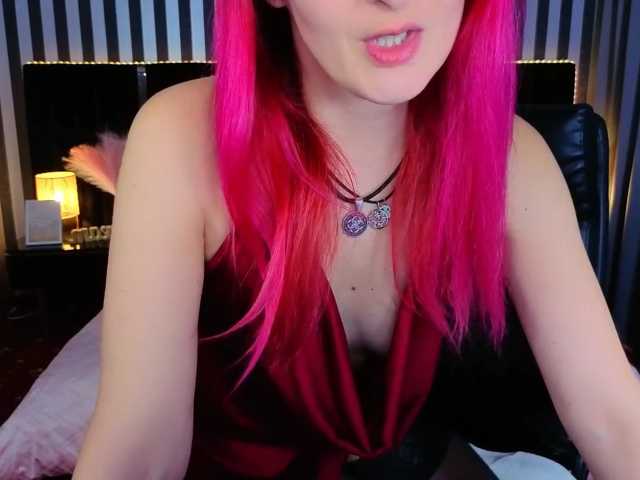 BrandyBloom live cam on BongaCams