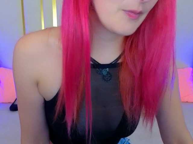 BrandyBloom live cam on BongaCams