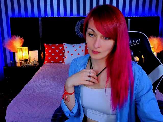 BrandyBloom live cam on BongaCams