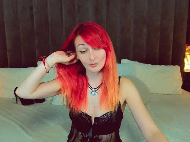 BrandyBloom live webcam show