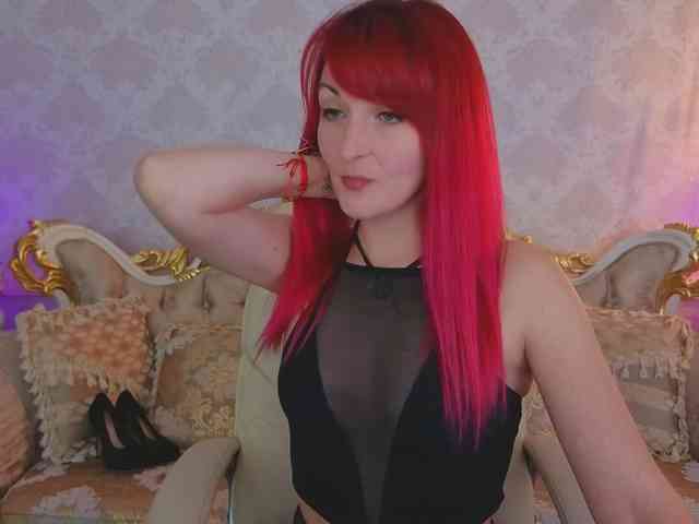 BrandyBloom webcam