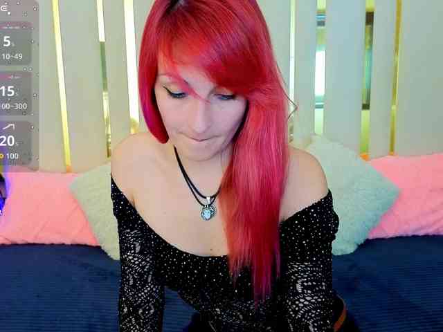 BrandyBloom webcam